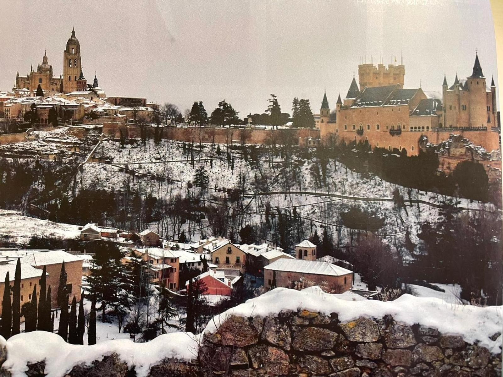El Jardin De La Alegria Villa Zamarramala Kültér fotó
